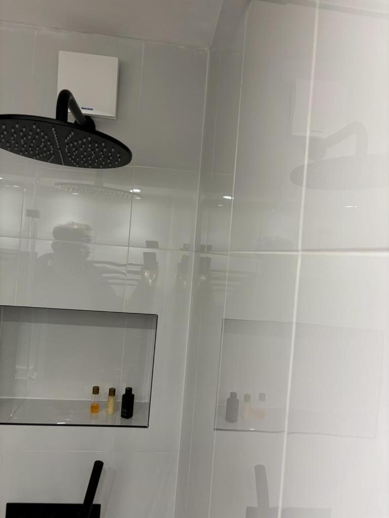 Studio Flat In The Heart Of St. Johns Wood Londres Exterior foto